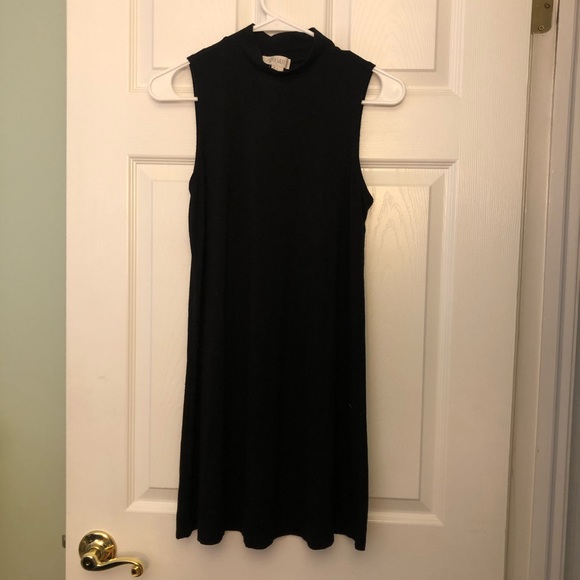 ALMOST ALL under $6 !!! Closet closing 12/28 - Picture 1 of 3